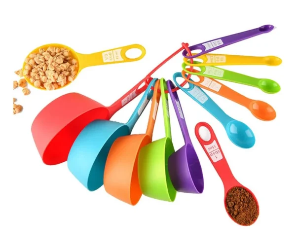 12 piezas de plástico tazas de medir y cucharas Set